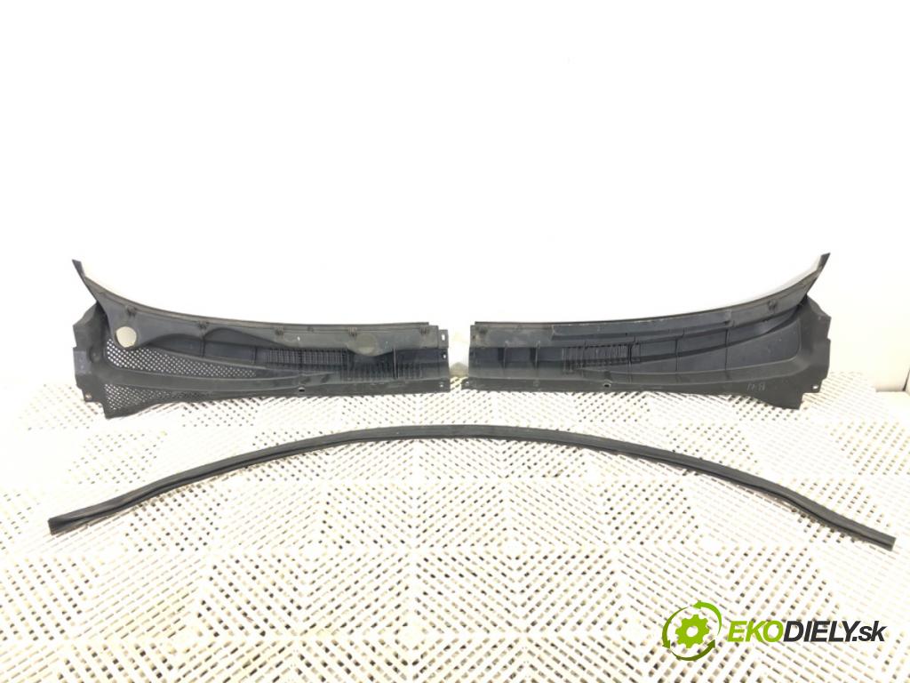 CHEVROLET CRUZE (J300) 2009 - 2022    1.8 104 kW [141 KM] benzyna 2009 - 2022  Torpédo, plast pod čelné okno 95967374 (Torpédo)