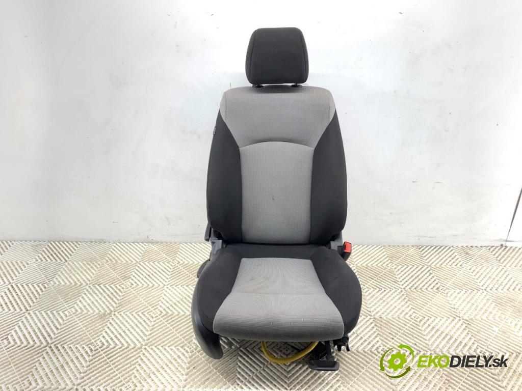 CHEVROLET CRUZE sedan 2011 104 kW 1.8 1796 Sedadlo pravy predný 