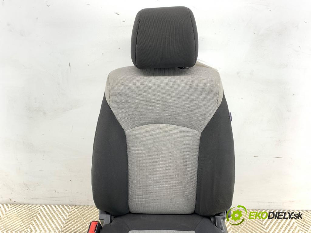 CHEVROLET CRUZE (J300) 2009 - 2022    1.8 104 kW [141 KM] benzyna 2009 - 2022  Sedadlo ľavy predný