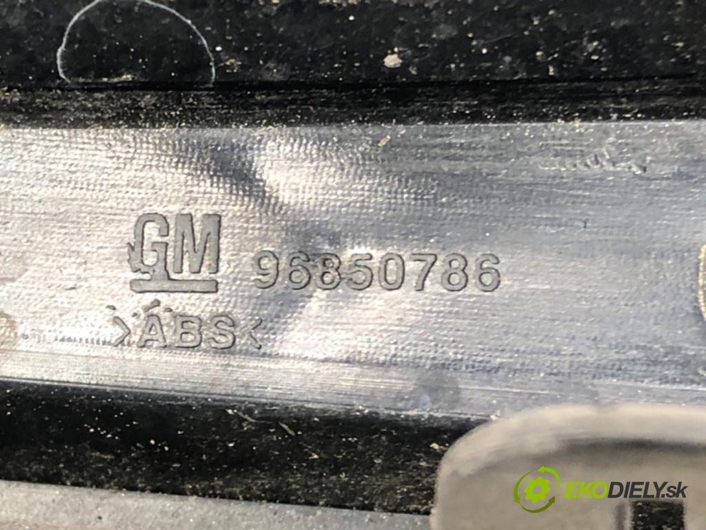 CHEVROLET CRUZE (J300) 2009 - 2022    1.8 104 kW [141 KM] benzyna 2009 - 2022  Mriežka maska 98850786 (Mriežka predná (maska chladiča))