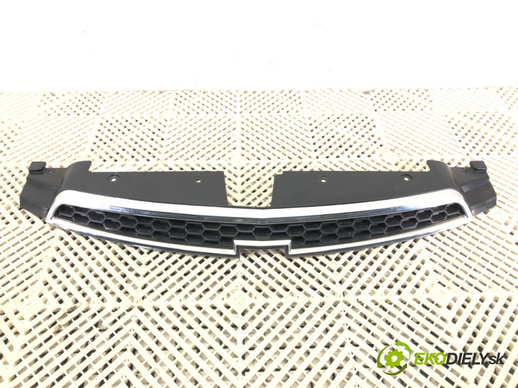 CHEVROLET CRUZE (J300) 2009 - 2022    1.8 104 kW [141 KM] benzyna 2009 - 2022  mřížka maska 96832951 (Mřížky (masky) chladičů)