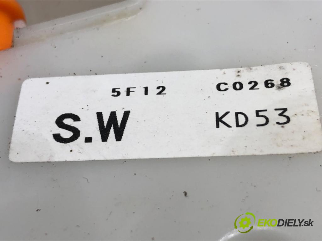 MAZDA CX-5 (KE, GH) 2011 - 2017    2.2 D (KE2FW) 129 kW [175 KM] olej napędowy 2012 - 2017  zámok dveře levý přední část