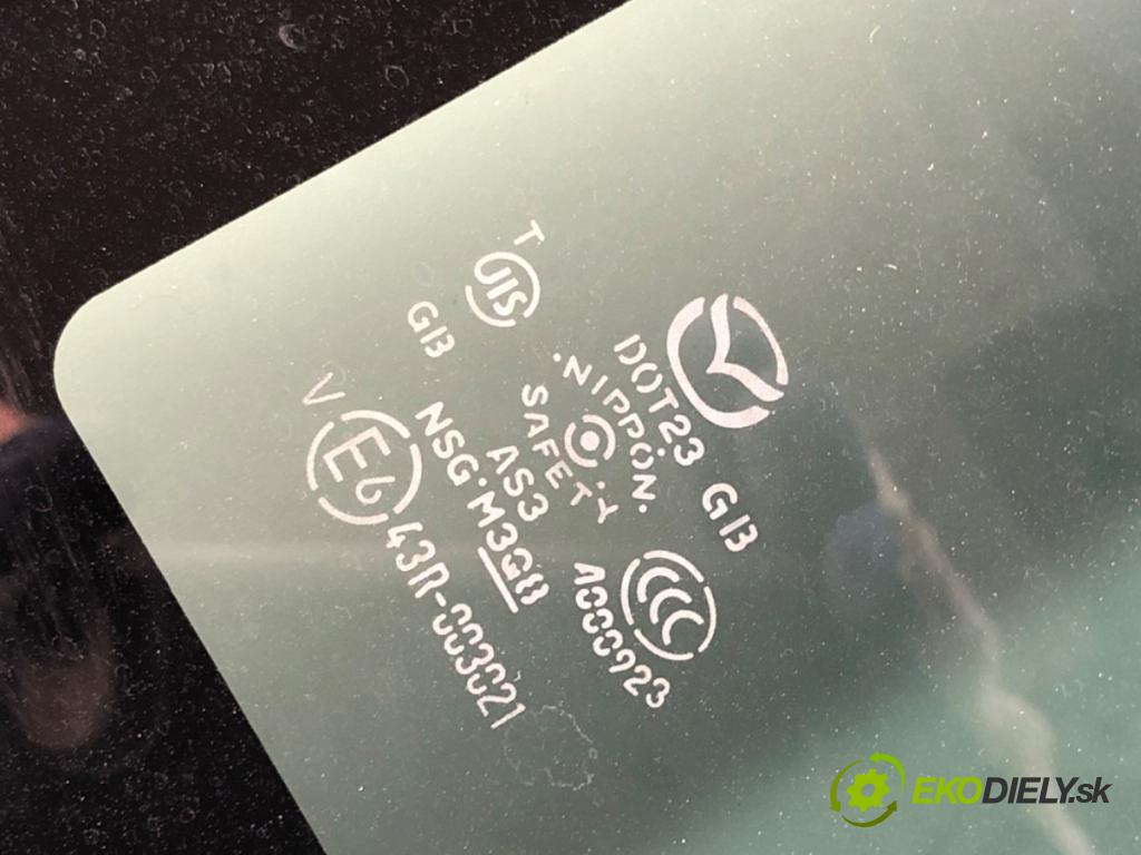 MAZDA CX-5 (KE, GH) 2011 - 2017    2.2 D (KE2FW) 129 kW [175 KM] olej napędowy 2012 - 2017  střešní okno  (Okna karoserie)