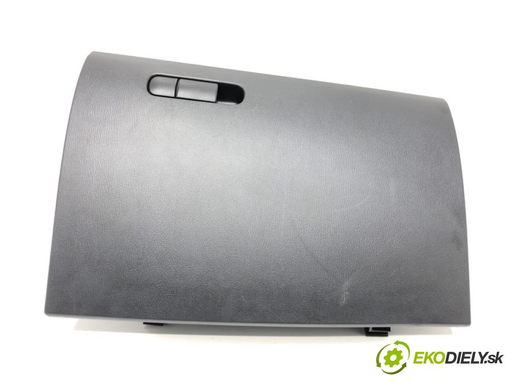 MAZDA CX-5 (KE, GH) 2011 - 2017    2.2 D (KE2FW) 129 kW [175 KM] olej napędowy 2012 - 2017  Priehradka, kastlík spolujazdca  (Priehradka, kastlík)