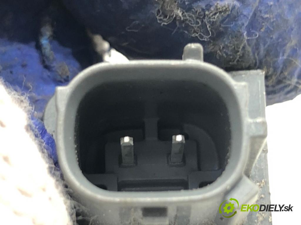 MAZDA CX-5 (KE, GH) 2011 - 2017    2.2 D (KE2FW) 129 kW [175 KM] olej napędowy 2012 - 2017  Snímač nárazu G46C-57K1XA (Snímač nárazu)