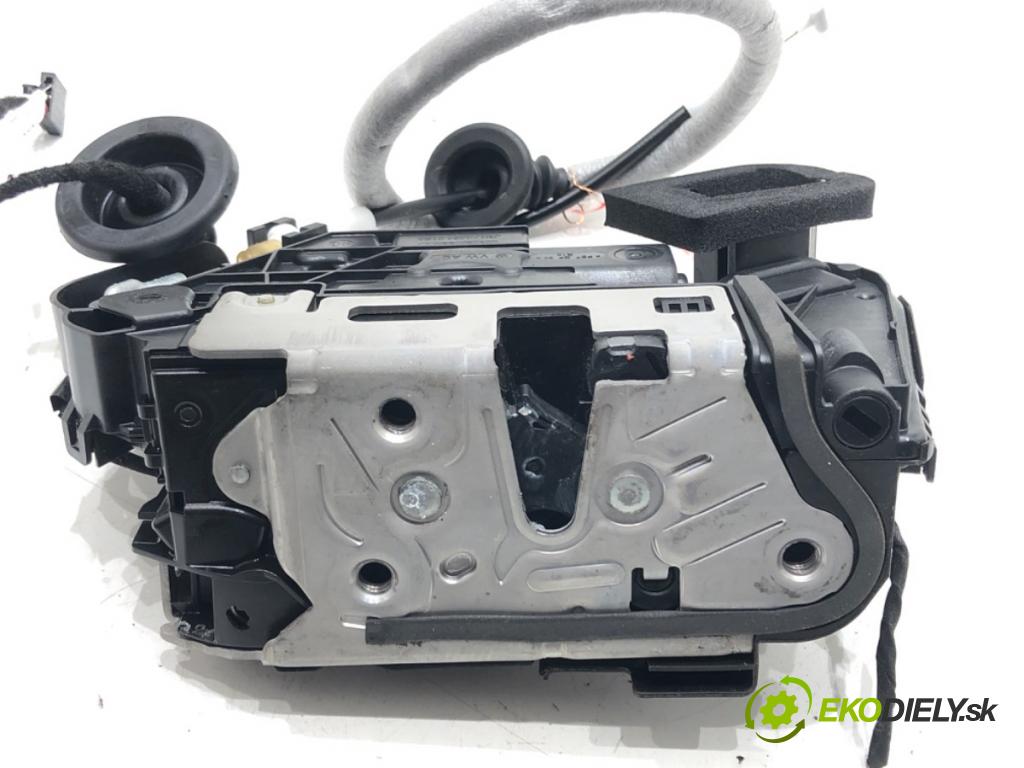 SKODA OCTAVIA IV (NX3, NN3) 2020 - 2022    2.0 TDI 110 kW [150 KM] olej napędowy 2020 - 2022  zámok dveře pravý přední část 5TB837016D