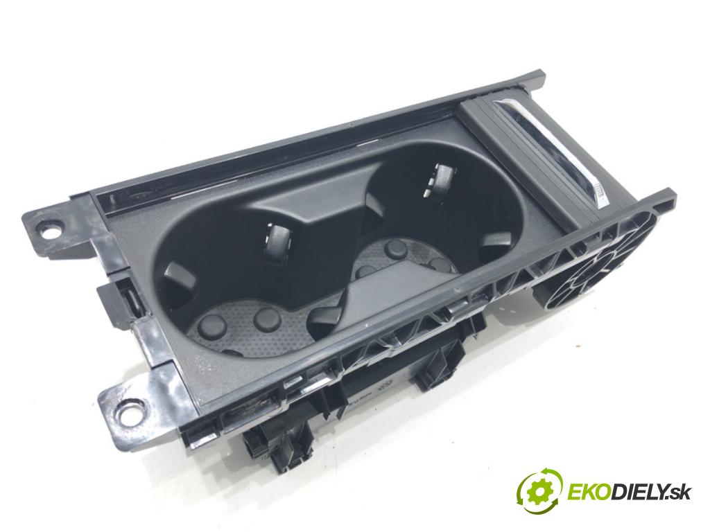 SKODA OCTAVIA IV (NX3, NN3) 2020 - 2022    2.0 TDI 110 kW [150 KM] olej napędowy 2020 - 2022  Držiak na nápoje 5E3862531A (Úchyt, držiak na nápoje)