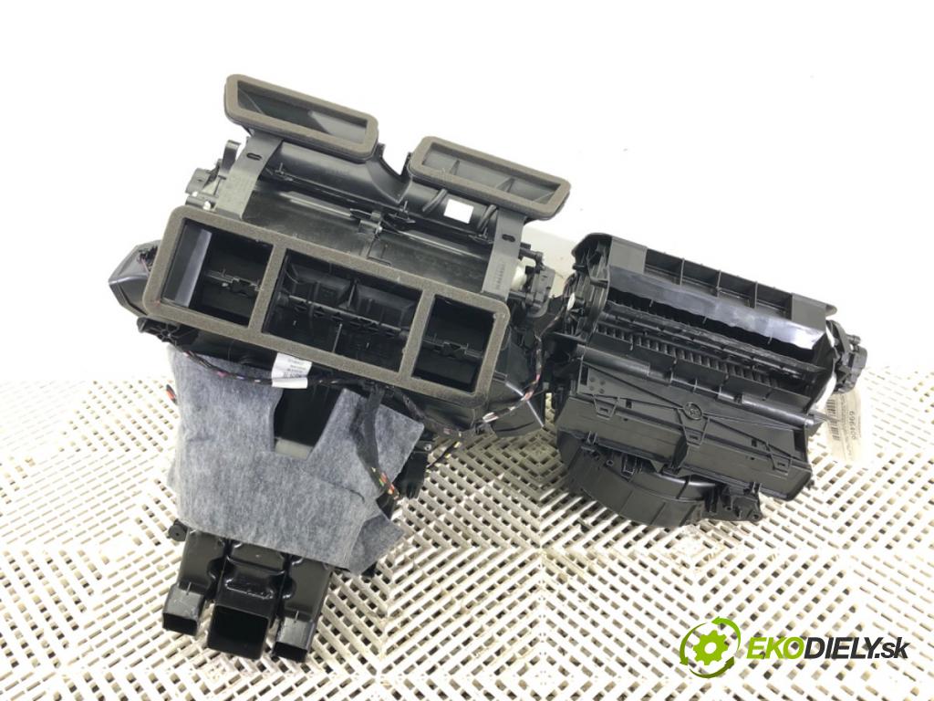 SKODA OCTAVIA IV (NX3, NN3) 2020 - 2022    2.0 TDI 110 kW [150 KM] olej napędowy 2020 - 2022  topné těleso radiátor topení komplet KOMBAJN 5WB816005A (Radiátory topení)