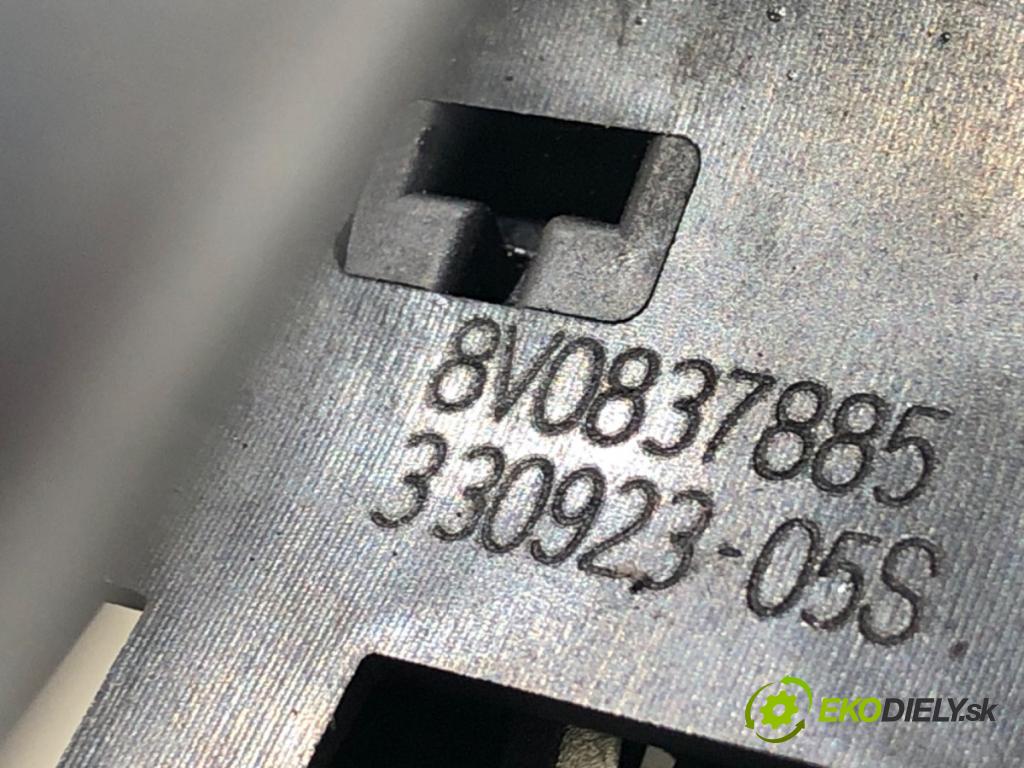 SKODA OCTAVIA IV (NX3, NN3) 2020 - 2022    2.0 TDI 110 kW [150 KM] olej napędowy 2020 - 2022  Kľučka vonkajšia ľavy predný