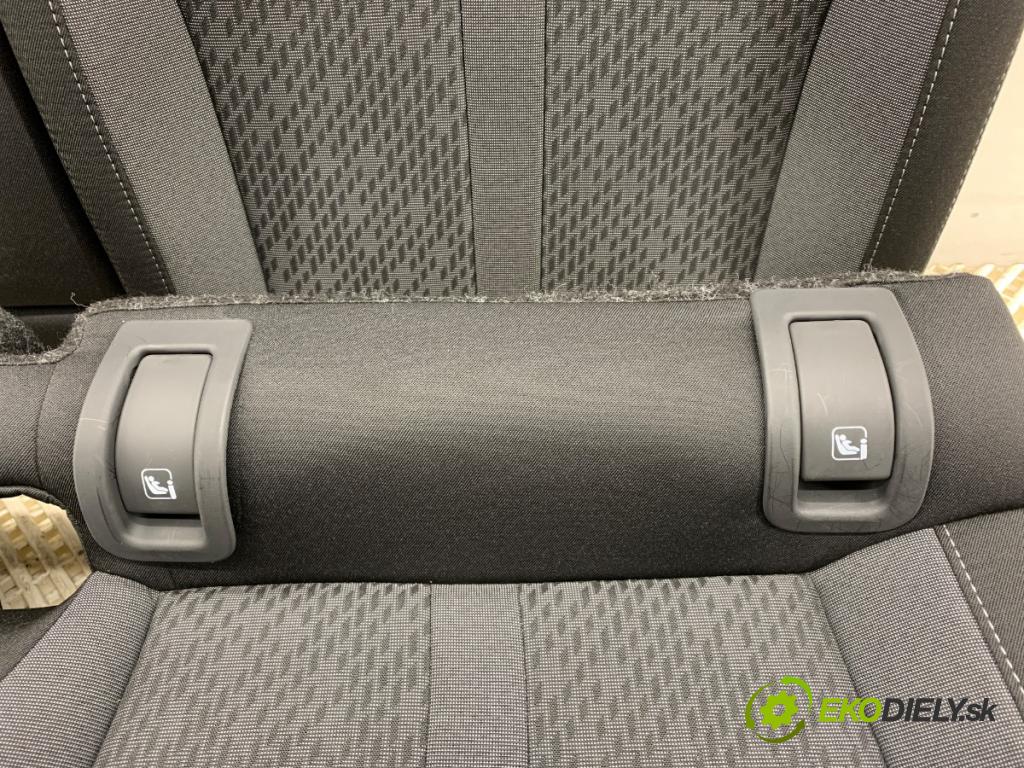 SKODA OCTAVIA IV (NX3, NN3) 2020 - 2022    2.0 TDI 110 kW [150 KM] olej napędowy 2020 - 2022  Sedadlo druhý rad