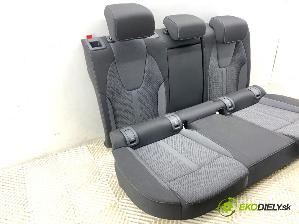 SKODA OCTAVIA IV (NX3, NN3) 2020 - 2022    2.0 TDI 110 kW [150 KM] olej napędowy 2020 - 2022  Sedadlo druhý rad