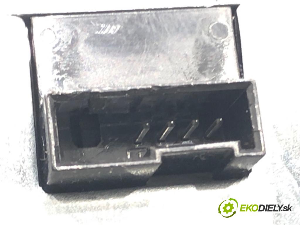 SKODA OCTAVIA IV (NX3, NN3) 2020 - 2022    2.0 TDI 110 kW [150 KM] olej napędowy 2020 - 2022  blokáda volantu 2Q0905861B (Ostatné)