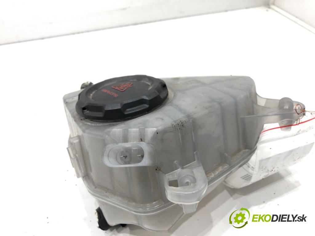 SKODA OCTAVIA IV (NX3, NN3) 2020 - 2022    2.0 TDI 110 kW [150 KM] olej napędowy 2020 - 2022  Nádržka vyrovnávacia (kvapaliny) chladiaceho 5WA121407G