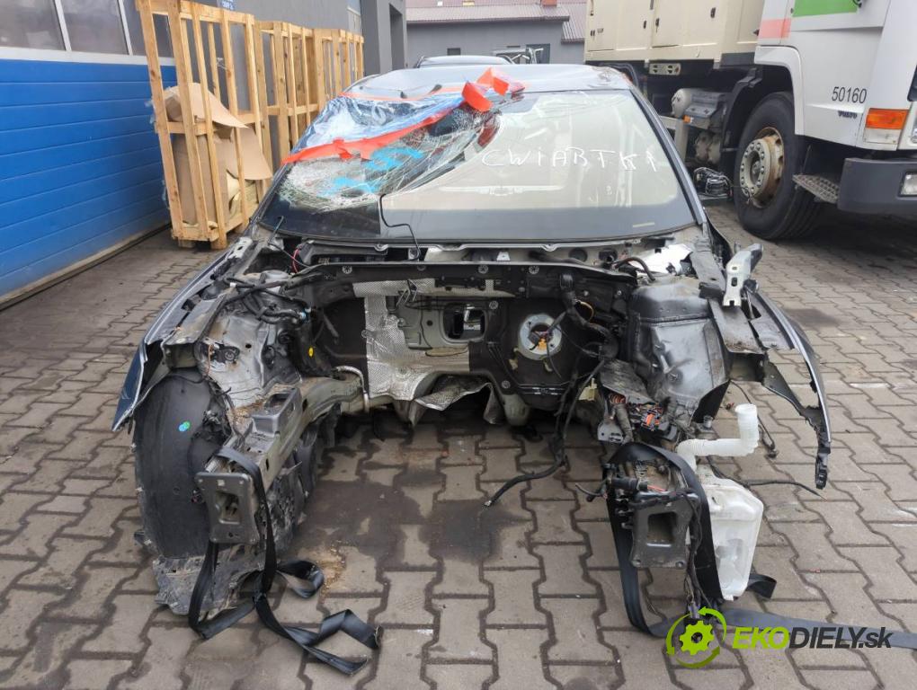 SKODA OCTAVIA IV (NX3, NN3) 2020 - 2022    2.0 TDI 110 kW [150 KM] olej napędowy 2020 - 2022  KAROSERIA ČTVRŤÁK blatník zadní část levý pravý práh střecha PODŁUŻNICA levý pravý