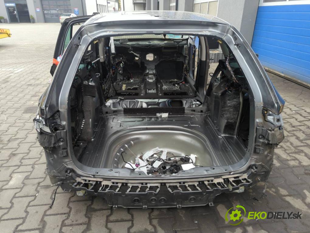 SKODA OCTAVIA IV (NX3, NN3) 2020 - 2022    2.0 TDI 110 kW [150 KM] olej napędowy 2020 - 2022  KAROSERIA ČTVRŤÁK blatník zadní část levý pravý práh střecha PODŁUŻNICA levý pravý