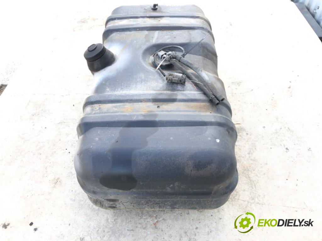 NISSAN CABSTAR (F24M, F24W) 2006 - 2013    35.13 DCI, 45.13 DCI 2.5 (F24M) 96 kW [131 KM] olej napędowy 2006 - 2012  nádržka paliva  (Nádrže)