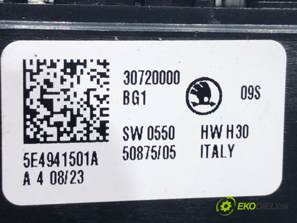 SKODA OCTAVIA IV (NX3, NN3) 2020 - 2022    2.0 TDI 110 kW [150 KM] olej napędowy 2020 - 2022  spínač světel 5E4941501A