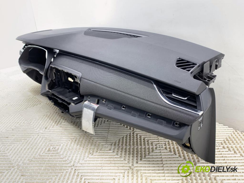 SKODA OCTAVIA IV (NX3, NN3) 2020 - 2022    2.0 TDI 110 kW [150 KM] olej napędowy 2020 - 2022  Palubná doska AirBag spolujazdca volantu koleno: 5E4857069