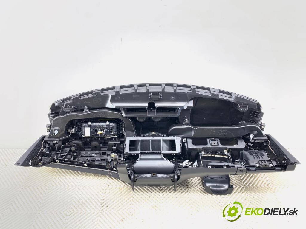 SKODA OCTAVIA IV (NX3, NN3) 2020 - 2022    2.0 TDI 110 kW [150 KM] olej napędowy 2020 - 2022  Palubná doska AirBag spolujazdca volantu koleno: 5E4857069