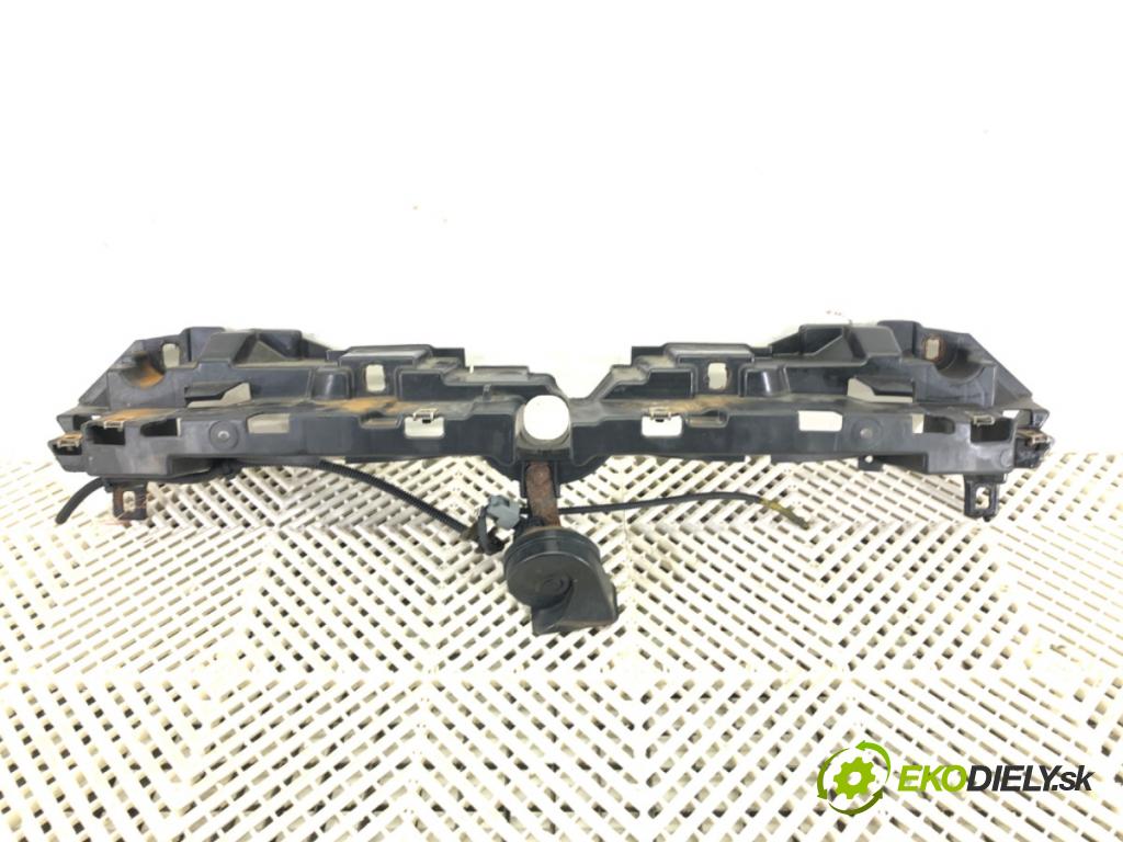 FIAT GRANDE PUNTO (199_) 2005 - 2022    1.4 (199AXB11, 199AXB1A, 199BXB1A, 199AXL1A) 57 kW [77 KM] benzyna 2005 - 2015  výztuha horní  (Výztuhy)