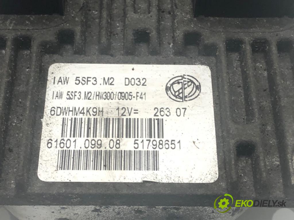 FIAT GRANDE PUNTO (199_) 2005 - 2022    1.4 (199AXB11, 199AXB1A, 199BXB1A, 199AXL1A) 57 kW [77 KM] benzyna 2005 - 2015  riadiaca jednotka Motor 51798651 (Riadiaca jednotka)