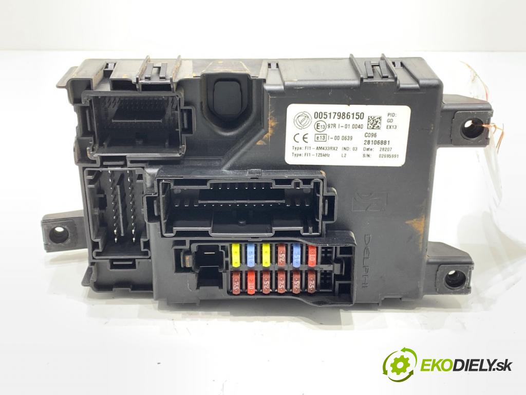 FIAT GRANDE PUNTO (199_) 2005 - 2022    1.4 (199AXB11, 199AXB1A, 199BXB1A, 199AXL1A) 57 kW [77 KM] benzyna 2005 - 2015  modul BSI 00517986150 (Pojistkové skříňky)