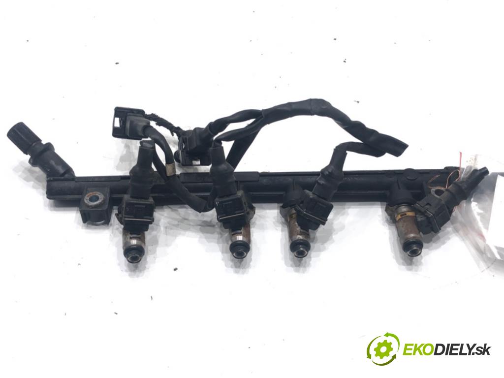 FIAT GRANDE PUNTO (199_) 2005 - 2022    1.4 (199AXB11, 199AXB1A, 199BXB1A, 199AXL1A) 57 kW [77 KM] benzyna 2005 - 2015  Lišta vstrekovacia  (Vstrekovacia lišta)