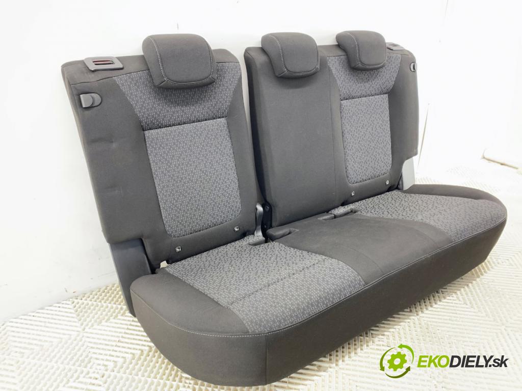 OPEL CROSSLAND X / CROSSLAND (P17, P2QO) 2017 - 2022    1.2 (75) 81 kW [110 KM] benzyna 2017 - 2022  Sedadlo druhý rad