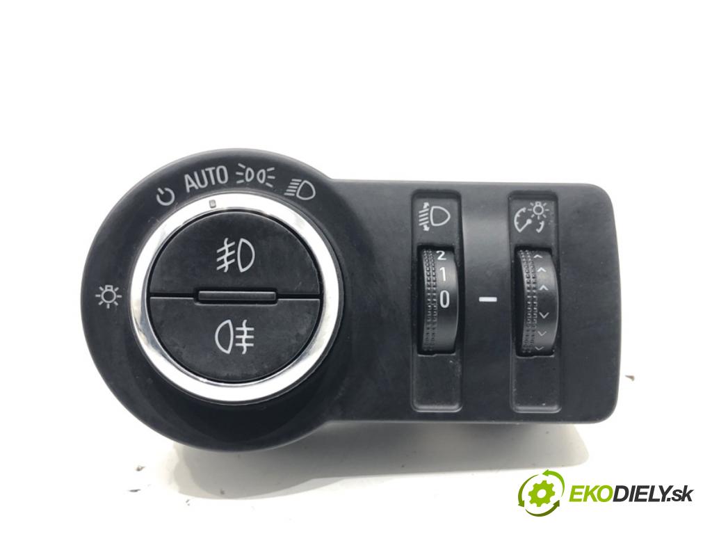 CHEVROLET ORLANDO nadwozie wielkoprzestrzenne (MPV) 2011 104 kW 1.8 1796 spínač světel 13301752