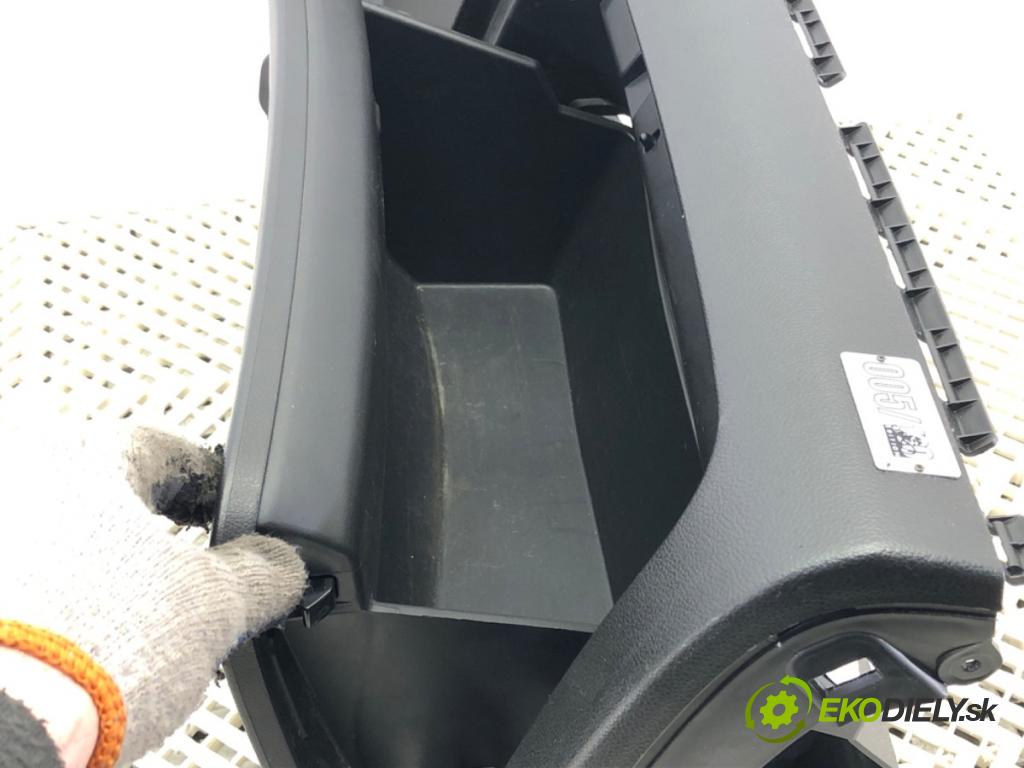 CHEVROLET ORLANDO (J309) 2010 - 2022    1.8 104 kW [141 KM] benzyna 2011 - 2022  Priehradka, kastlík spolujazdca  (Priehradka, kastlík)