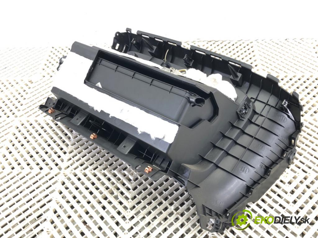 CHEVROLET ORLANDO (J309) 2010 - 2022    1.8 104 kW [141 KM] benzyna 2011 - 2022  Priehradka, kastlík spolujazdca  (Priehradka, kastlík)