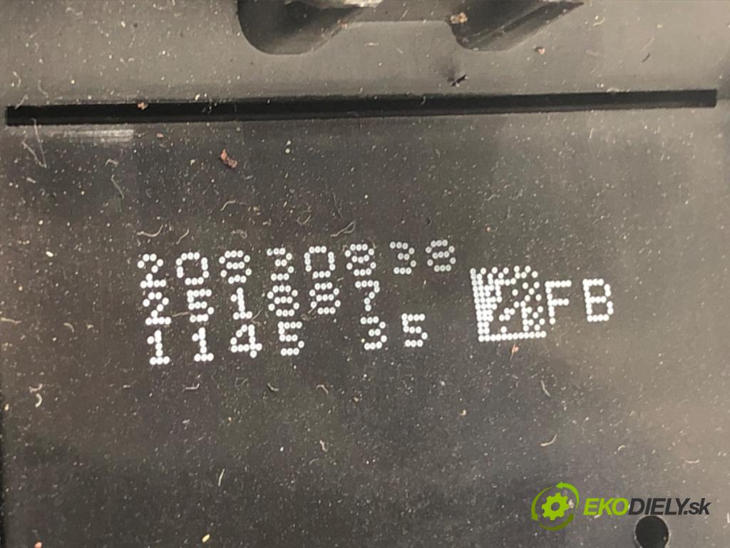 CHEVROLET ORLANDO (J309) 2010 - 2022    1.8 104 kW [141 KM] benzyna 2011 - 2022  Prepínač okien 20830838 (Prepínač/spínač/tlačidlo a ovládač kúrenia)