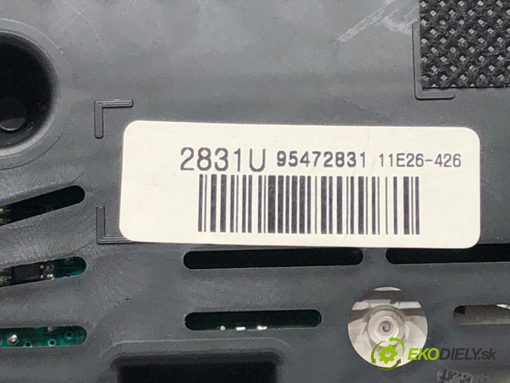 CHEVROLET ORLANDO (J309) 2010 - 2022    1.8 104 kW [141 KM] benzyna 2011 - 2022  Prístrojovka 688014257 (Prístrojová doska, displej)