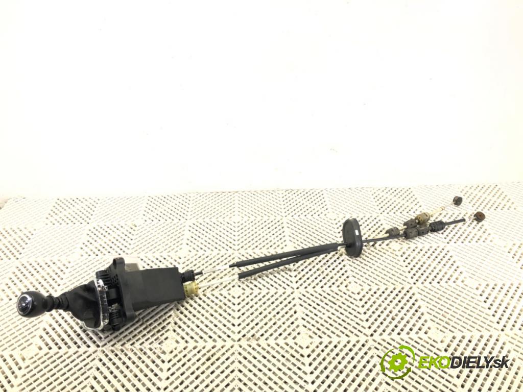 CHEVROLET ORLANDO (J309) 2010 - 2022    1.8 104 kW [141 KM] benzyna 2011 - 2022  Kulisa 55567883 (Rýchlostná páka (kulisa))