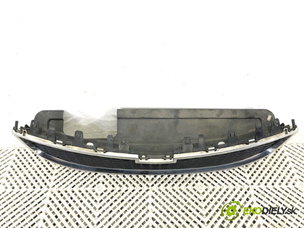 CHEVROLET ORLANDO (J309) 2010 - 2022    1.8 104 kW [141 KM] benzyna 2011 - 2022  mřížka maska 95032033 (Mřížky (masky) chladičů)