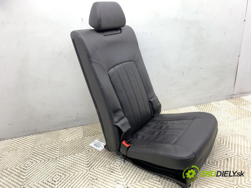 CHEVROLET ORLANDO (J309) 2010 - 2022    1.8 104 kW [141 KM] benzyna 2011 - 2022  Sedadlo zad