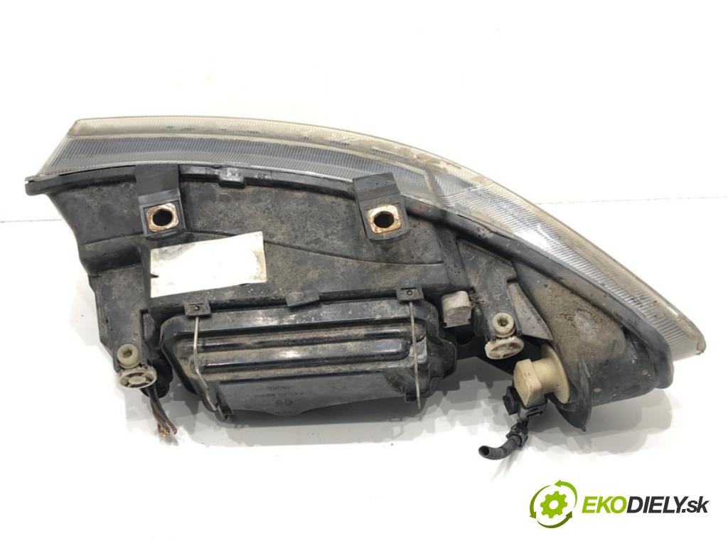 SEAT TOLEDO II (1M2) 1998 - 2006    1.9 TDI 96 kW [130 KM] olej napędowy 2003 - 2006  světlomet pravý přední část