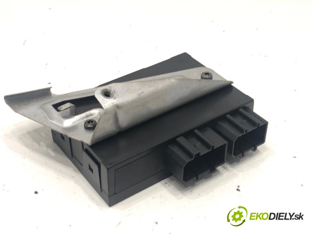 SEAT TOLEDO II (1M2) 1998 - 2006    1.9 TDI 96 kW [130 KM] olej napędowy 2003 - 2006  Modul komfortu 1C0959799F (Modul komfortu)