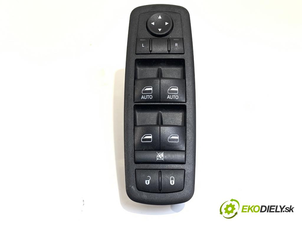 CHRYSLER PACIFICA 2016 - 2022    3.6 214 kW [291 KM] benzyna 2016 - 2022  Prepínač okien 68234092AC (Prepínač/spínač/tlačidlo a ovládač kúrenia)