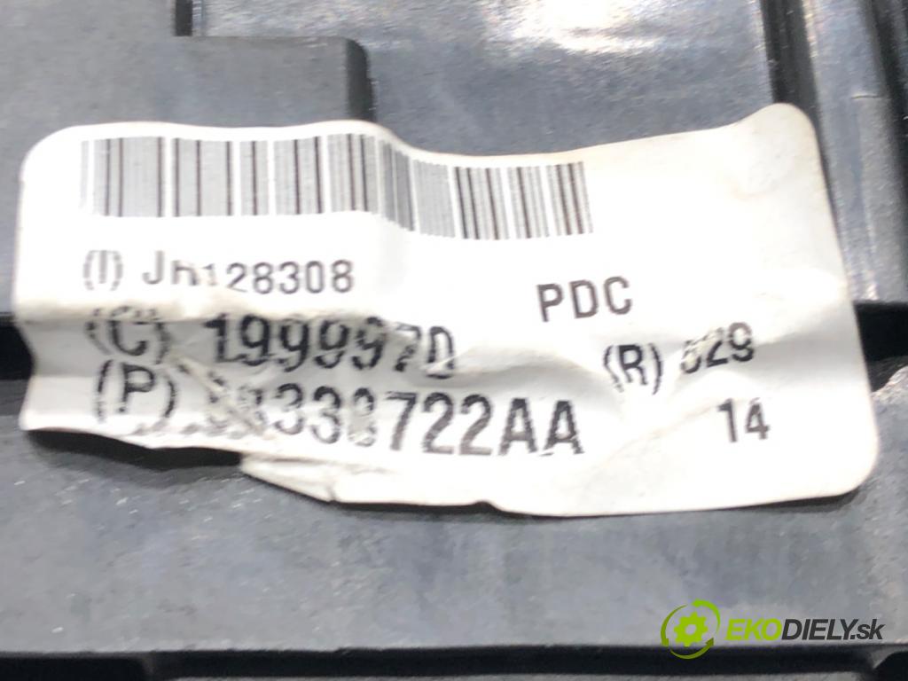 CHRYSLER PACIFICA 2016 - 2022    3.6 214 kW [291 KM] benzyna 2016 - 2022  skříňka poistková 68338722AA (Pojistkové skříňky)