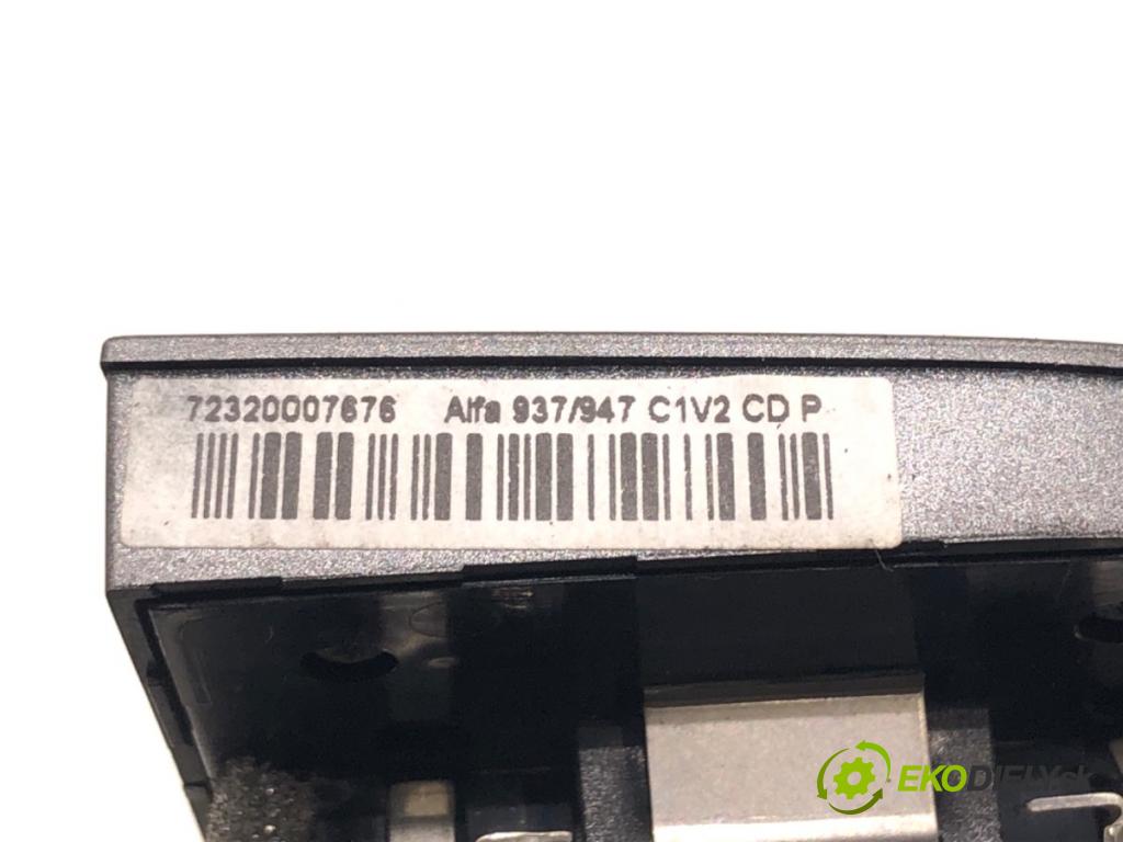 ALFA ROMEO GT (937_) 2003 - 2010    1.9 JTD (937CXN1B) 110 kW [150 KM] olej napędowy 2003 - 2010  RADIO 7646697316 (Audio zariadenie)