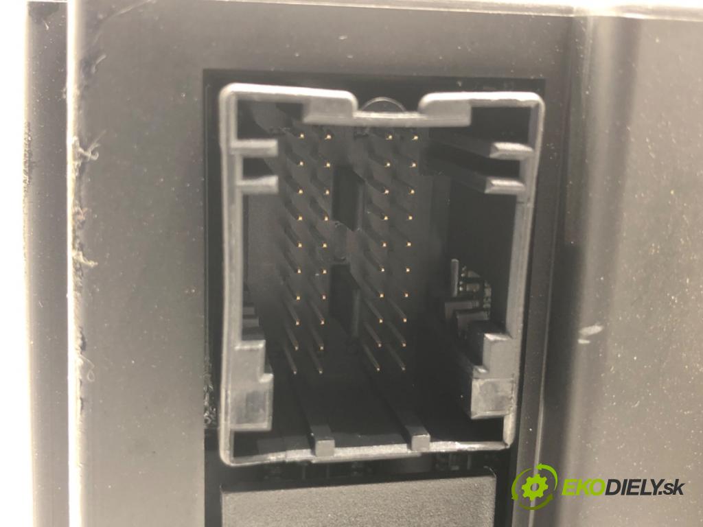ALFA ROMEO GT (937_) 2003 - 2010    1.9 JTD (937CXN1B) 110 kW [150 KM] olej napędowy 2003 - 2010  Panel ovládania kúrenia 01560513720 (Prepínač/spínač/tlačidlo a ovládač kúrenia)