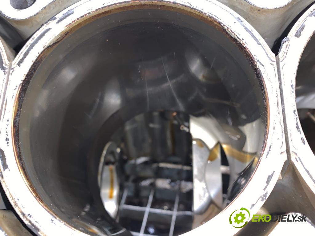 CHRYSLER PACIFICA 2016 - 2022    3.6 214 kW [291 KM] benzyna 2016 - 2022  blok Motor 04893461AF (Blok motora)