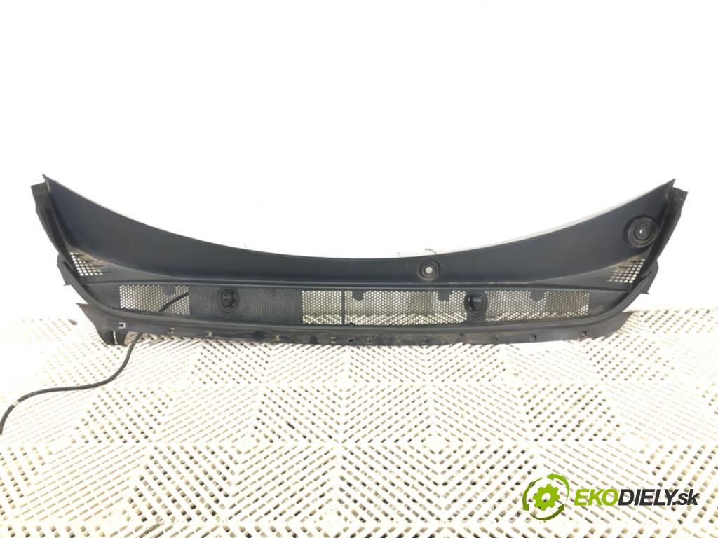 PEUGEOT 308 II (LB_, LP_, LW_, LH_, L3_) 2013 - 2021    1.6 THP 125 92 kW [125 KM] benzyna 2013 - 2021  Torpédo, plast pod čelné okno 98008282XT (Torpédo)