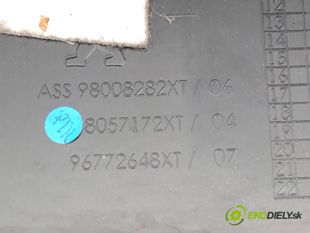 PEUGEOT 308 II (LB_, LP_, LW_, LH_, L3_) 2013 - 2021    1.6 THP 125 92 kW [125 KM] benzyna 2013 - 2021  Torpédo, plast pod čelné okno 98008282XT (Torpédo)