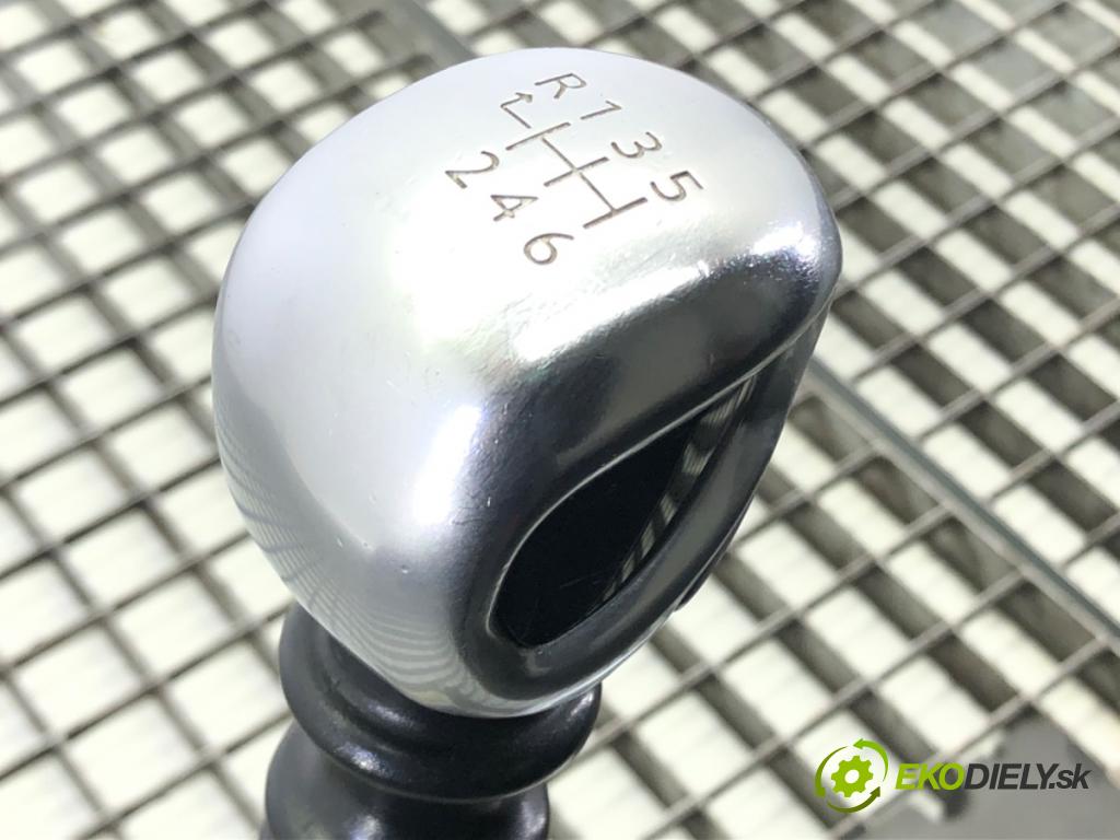 PEUGEOT 308 II (LB_, LP_, LW_, LH_, L3_) 2013 - 2021    1.6 THP 125 92 kW [125 KM] benzyna 2013 - 2021  Kulisa 9675041480 (Rýchlostná páka / kulisa)