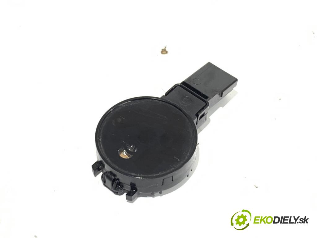 PEUGEOT 308 II (LB_, LP_, LW_, LH_, L3_) 2013 - 2021    1.6 THP 125 92 kW [125 KM] benzyna 2013 - 2021  Snímač dažďa 9807156080 (Snímač dažďa)