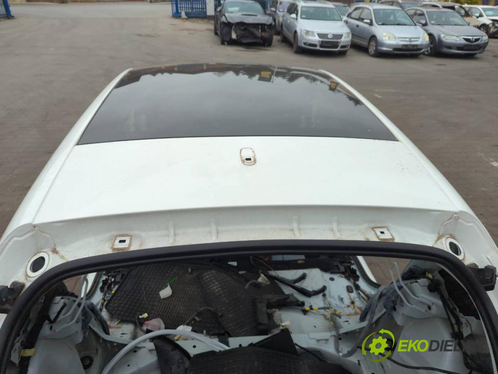 PEUGEOT 308 II (LB_, LP_, LW_, LH_, L3_) 2013 - 2021    1.6 THP 125 92 kW [125 KM] benzyna 2013 - 2021  KAROSERIA ČTVRŤÁK blatník zadní část levý pravý práh střecha PODŁUŻNICA levý pravý