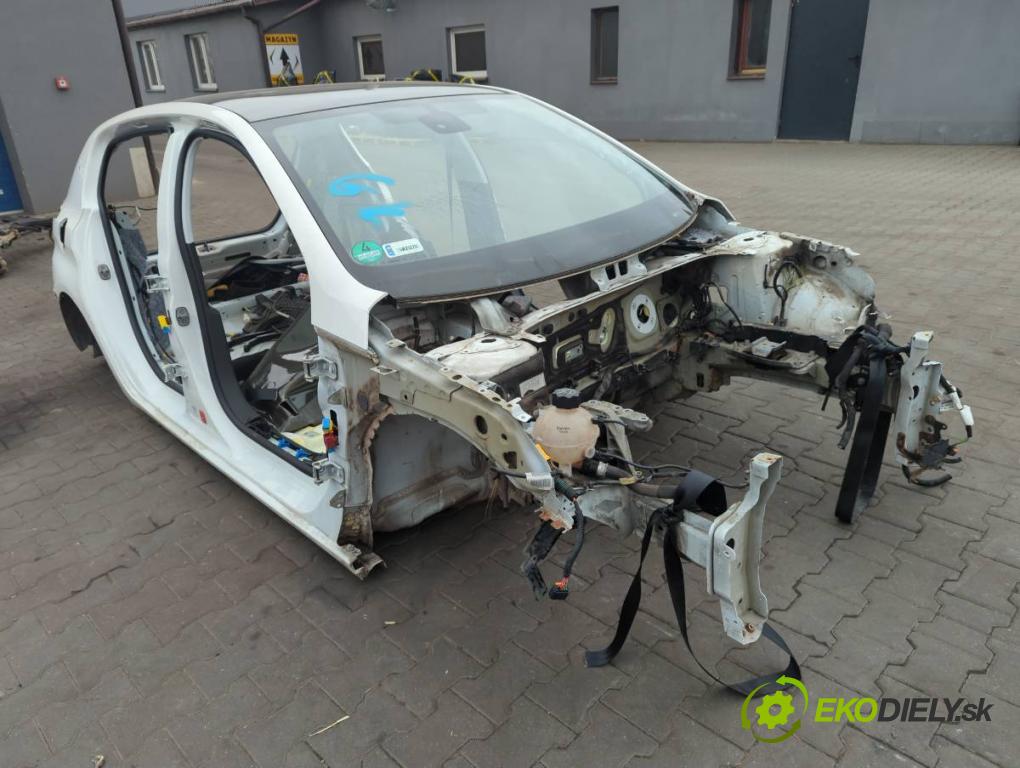 PEUGEOT 308 II (LB_, LP_, LW_, LH_, L3_) 2013 - 2021    1.6 THP 125 92 kW [125 KM] benzyna 2013 - 2021  KAROSERIA ČTVRŤÁK blatník zadní část levý pravý práh střecha PODŁUŻNICA levý pravý