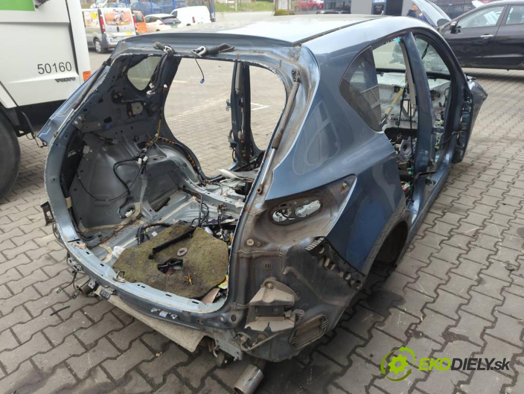 MAZDA CX-5 (KE, GH) 2011 - 2017    2.2 D (KE2FW) 129 kW [175 KM] olej napędowy 2012 - 2017  KAROSERIA ČTVRŤÁK blatník zadní část levý pravý práh střecha PODŁUŻNICA levý pravý